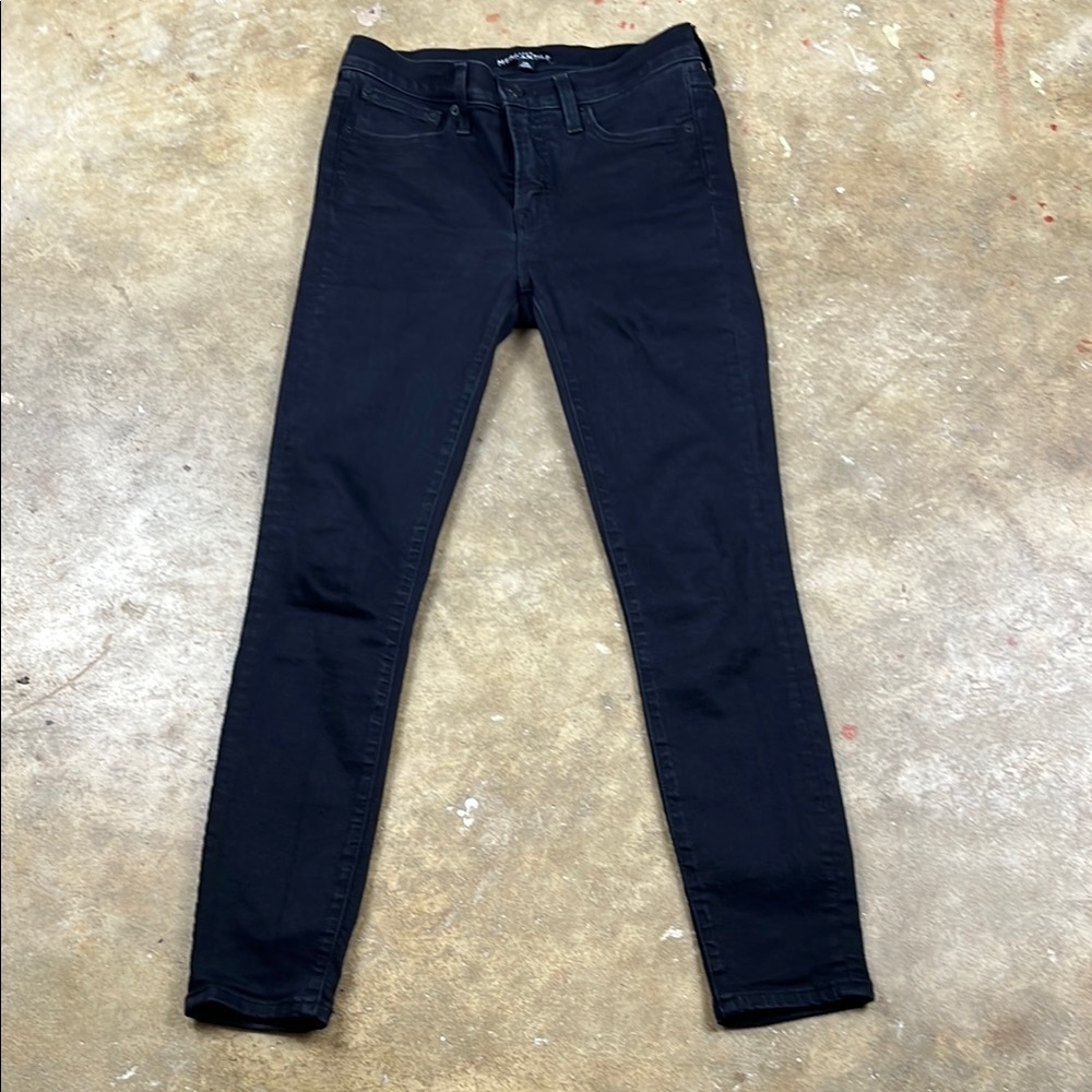 J. Crew Mercantile Women's Black Skinny Jeans
Size: 26